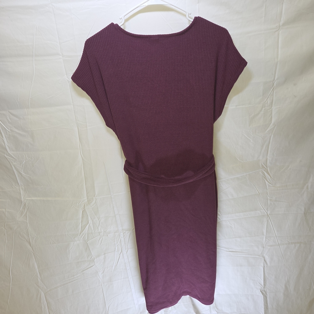 Old Navy Burgundy Ribbed Knit Top - Picture 2 of 5